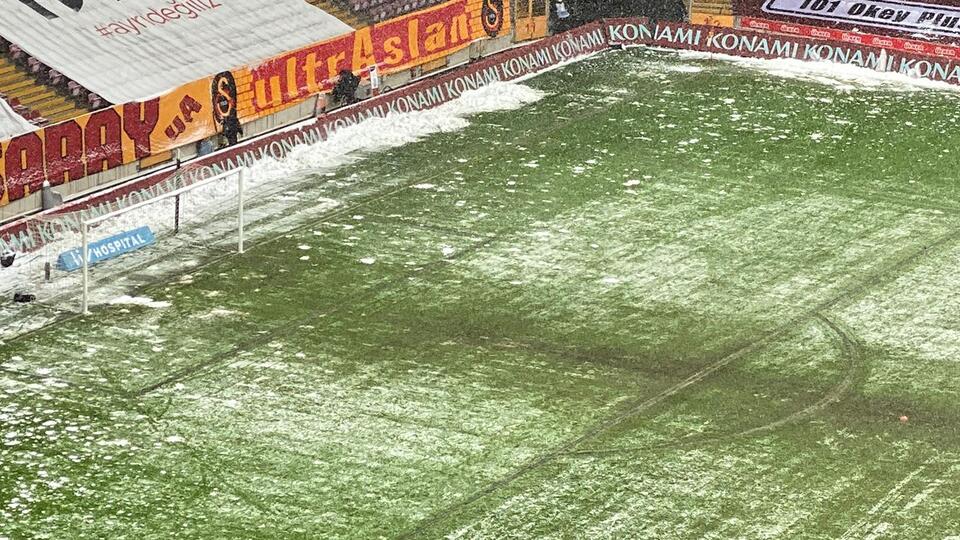 Zemin kardan etkilendi