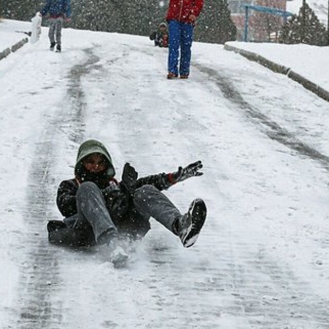 Bazı illerde eğitime kar engeli