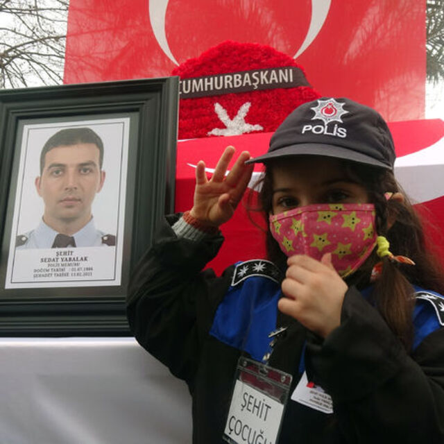 En acı selam!