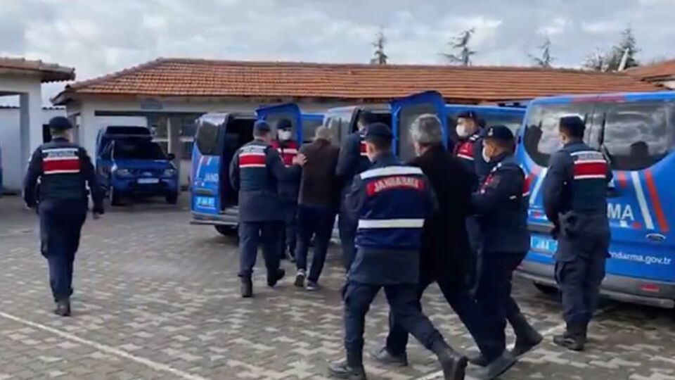 Ankara'da FETÖ operasyonu! 13 gözaltı