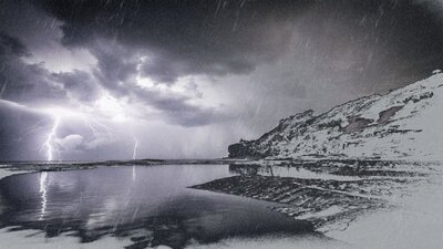 Kar yağarken gök gürlemesi neden olur?