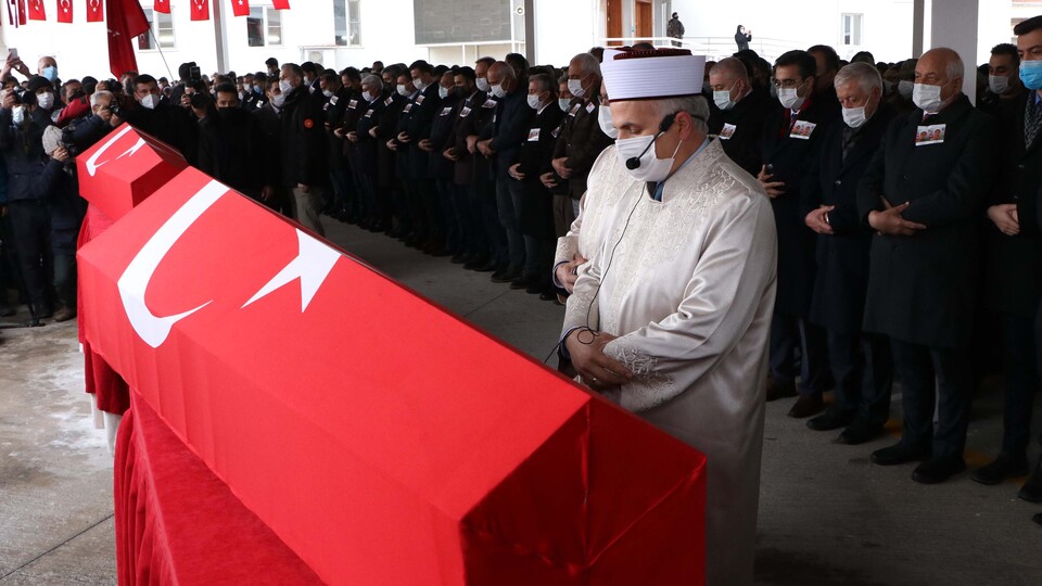 Aynı gün kaçırıldılar, birlikte defnedildiler!