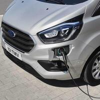 Avrupa'daki araçları elektrikli olacak