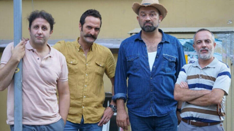 Çakallarla Dans filmi konusu ve oyuncuları