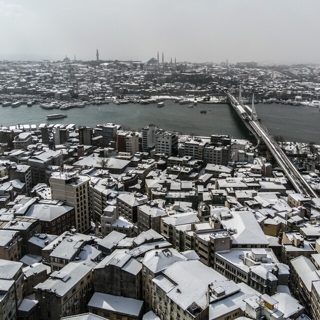 Vali duyurdu! İstanbul'da kar tatili uzadı