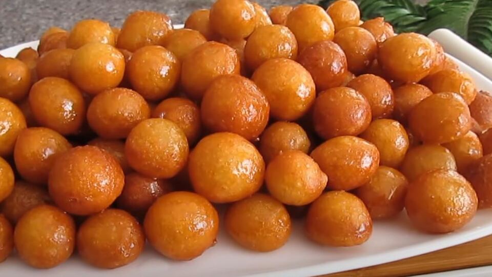 Kolay ve bereketli lokma tatlısı yapılışı