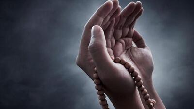 Üç aylar tesbihi nasıl çekilir?