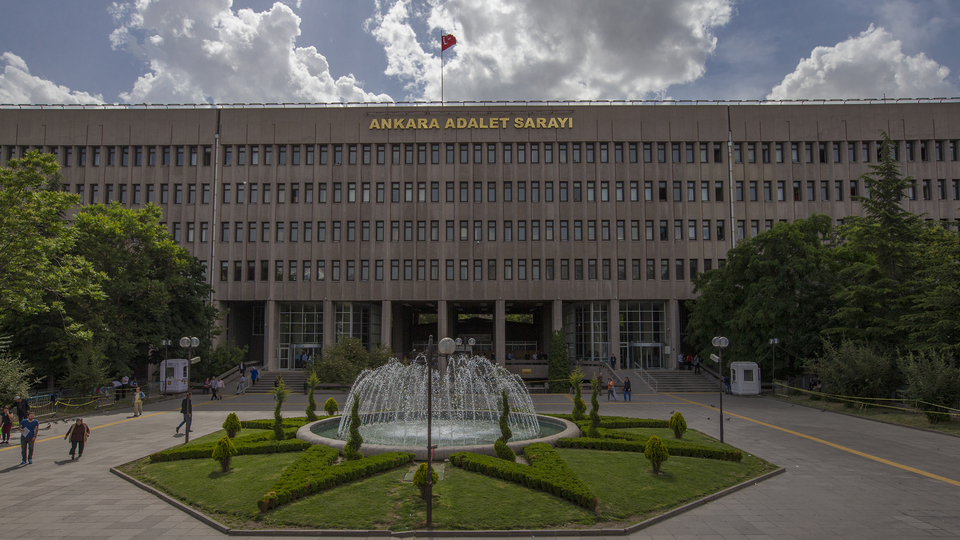 9 HDP'li vekil için fezleke