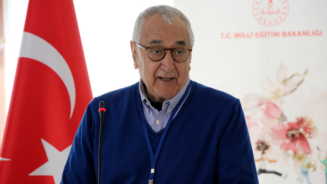 Doğan Cüceloğlu'nun ismi fen lisesine verildi
