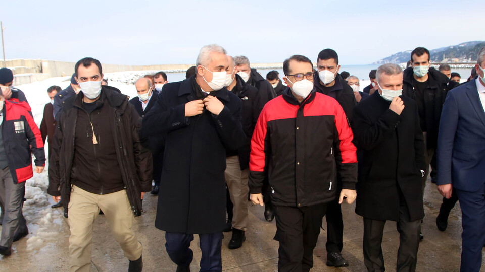 Bakan Dönmez Kastamonu'da sahaya indi