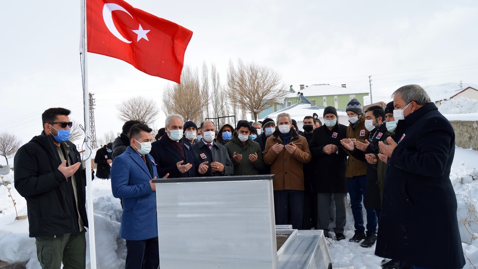 Gökhan Gültekin memleketi Ağrı'da anıldı