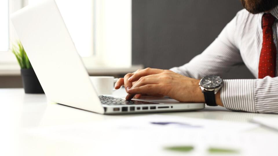 Bilgisayar başında şirket kurulabilecek