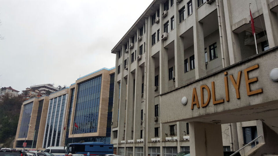 "Şarkı söyletip işkence ettiler"