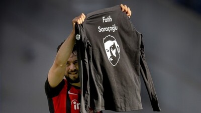 Frankfurtlu Younes, Saraçoğlu'nu andı