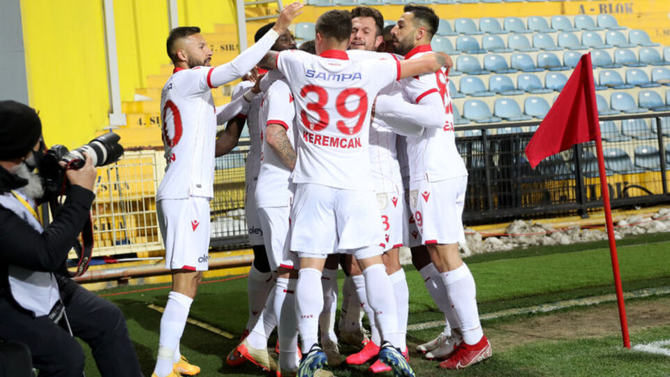 Samsunspor'dan kritik zafer!