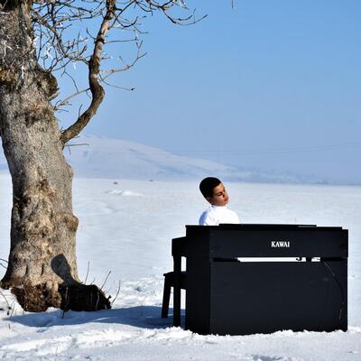 Doğuştan görme engelli ve kusursuz kulağa sahip Bager hayalini anlattı