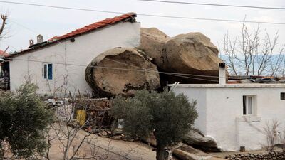 Evlerle iç içe... Film stüdyosunu aratmıyor