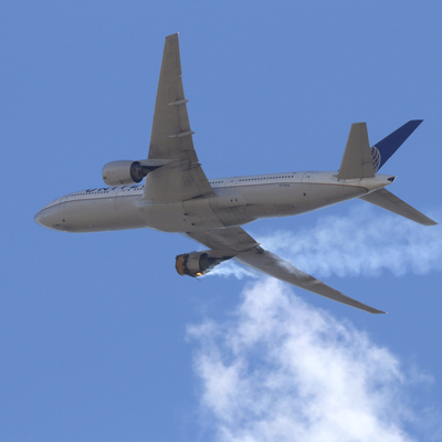 Uçak motoru havada alev alırsa ne olur?