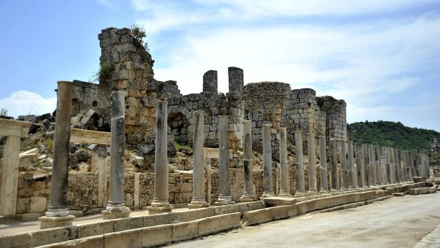 Hıristiyanlık için kutsal Perge