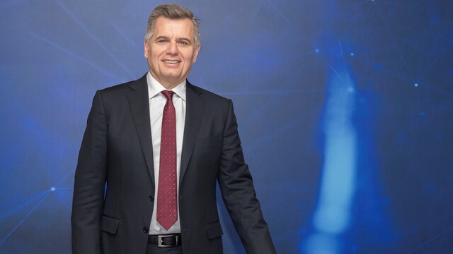 Turkcell'den WhatsApp'a mesaj: İzin vermeyeceğiz!