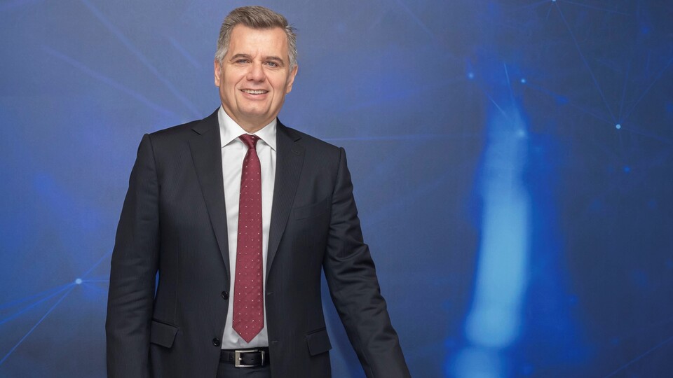 Turkcell'den WhatsApp'a mesaj: İzin vermeyeceğiz!