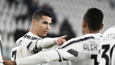 Juventus, Crotone'yi 3-0 yendi