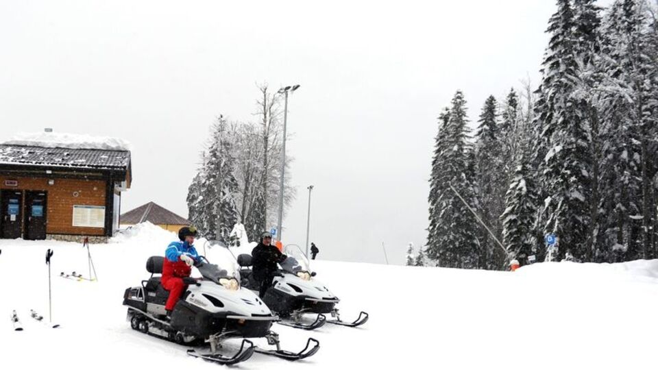 Putin ve Lukaşenko'dan kar motosikletli diplomasi!