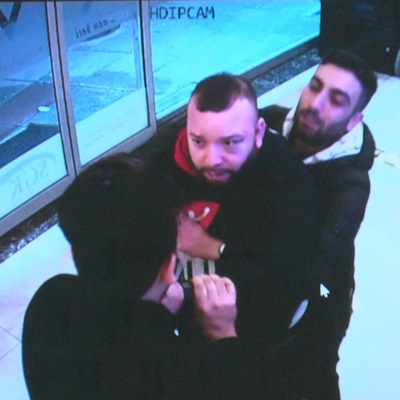 Gaziosmanpaşa'da dehşet! Hemşireyi dövdüler