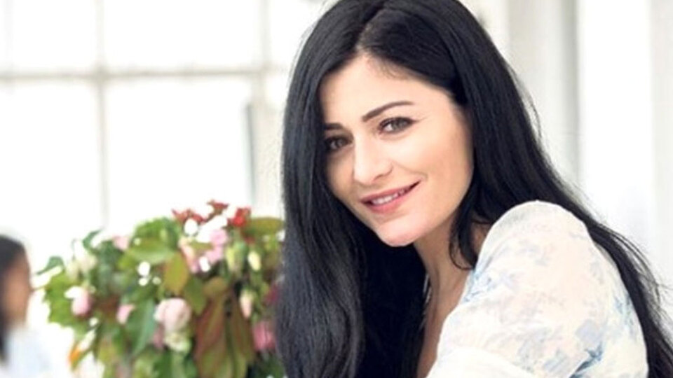 Deniz Çakır kimdir?