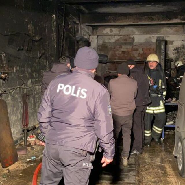 İş yerinin yandığını görünce sinir krizi geçirdi