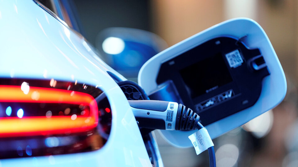 'Elektrikli araca talep teşvikle artar'