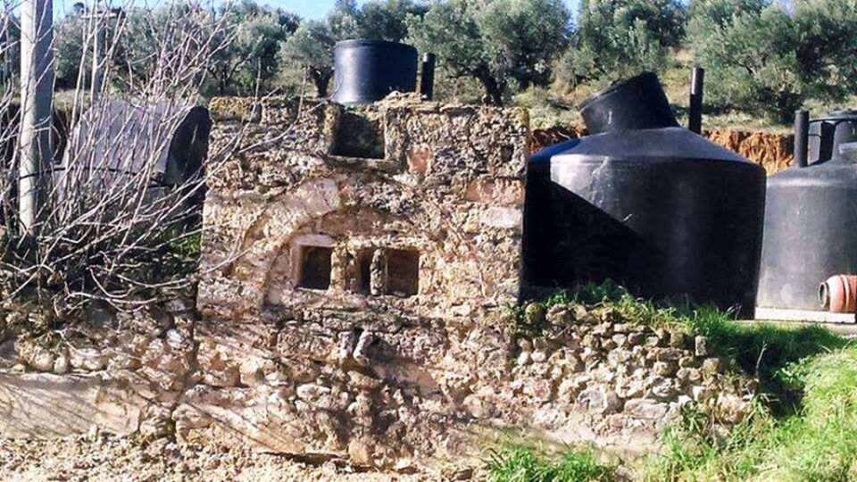 Yunanistan ile mezarlık krizi!