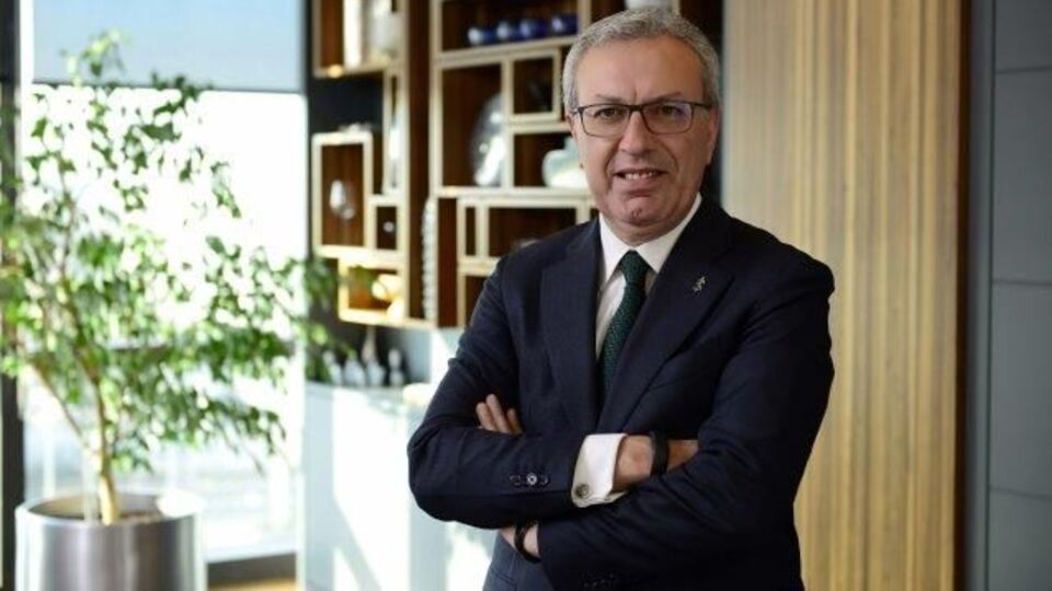 Bali: Gerçek kişiler döviz satmaya başladı