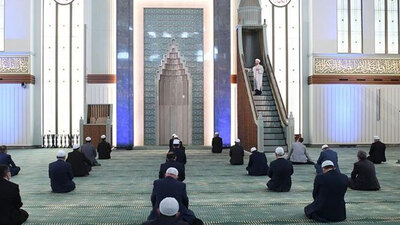 Bursa Cuma namazı saati kaçta?