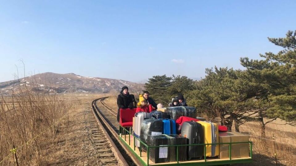 Rus diplomatların Kuzey Kore'den dönüş anları gündem oldu!