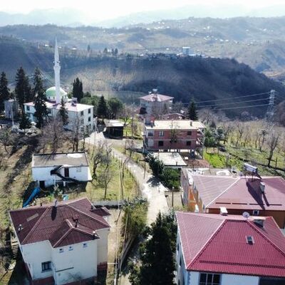 Trabzon'da cenaze! 22 pozitif! Mahalle karantinada!