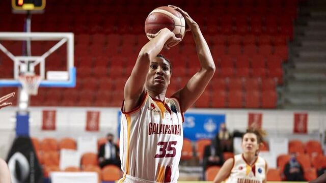 Galatasaray'da McCoughtry'ın kontratı feshedildi