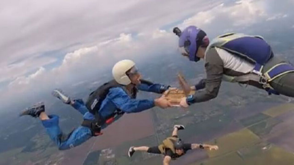 4 bin 267 metre yükseklikte pizza keyfi