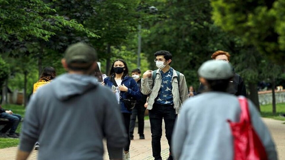 20 yaş altı hafta sonu sokağa çıkabilir mi?