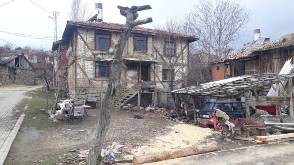 Testere gürültüsü komşu katili yaptı