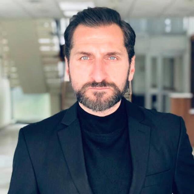 'Osman Sekiz'in başrolü Tim Seyfi oldu