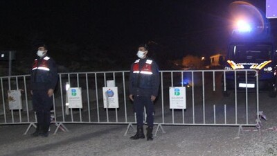 Balıkesir'de bir mahalleye Kovid-19 karantinası