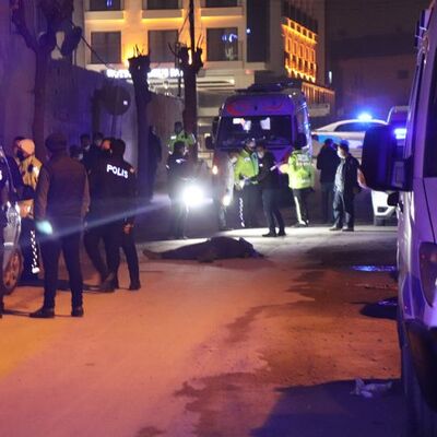 Kazada ölen moto kurye, kamyonetin altında 650 metre sürüklenmiş