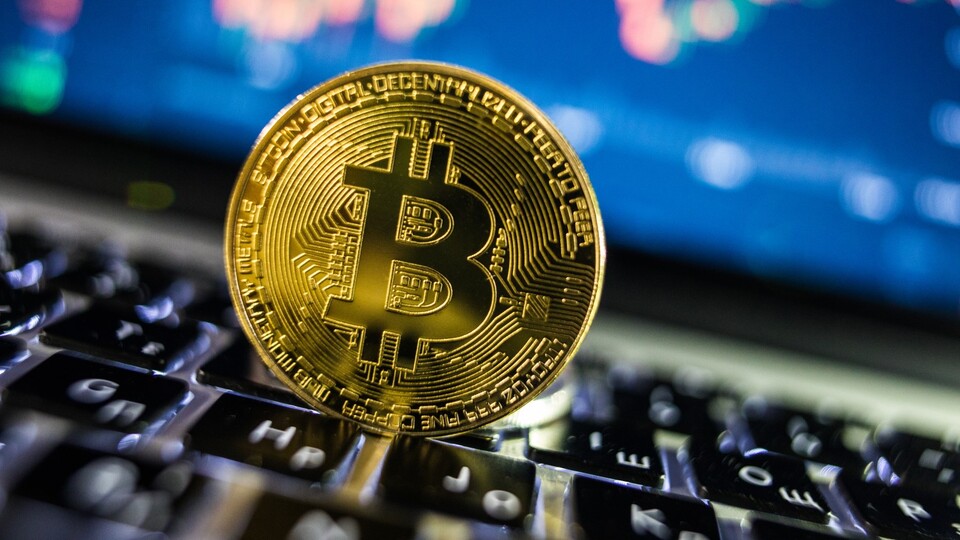 'Bitcoin kritik eşikte'