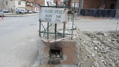 Asırlık türbe boş çıktı!