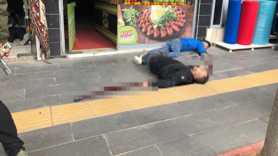 Sokakta infaz! 3 kişi hayatını kaybetti