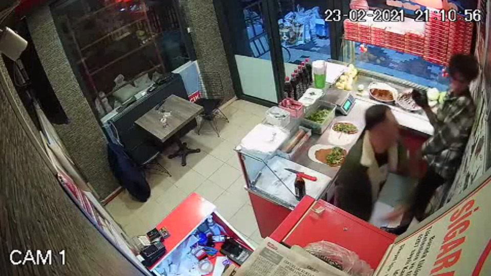 Çiğ köftecideki dehşette kan donduran paylaşım!