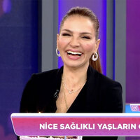 Ebru Akel'e Canlı Yayında Sürpriz Kutlama
