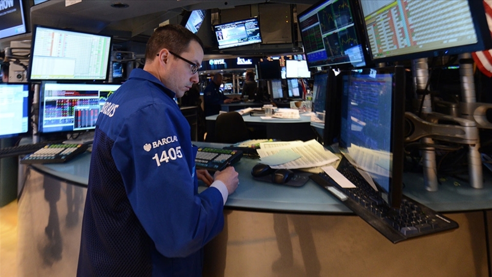 Piyasalarda karışık seyir