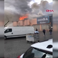 İstanbul'da mobilya fabrikasında yangın!